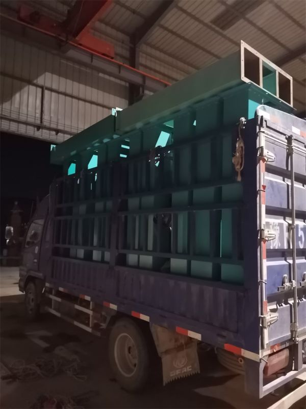 億泰糧油機(jī)械成品庫房